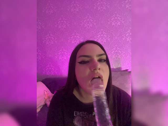 kariiicat's BongaCams show and profile