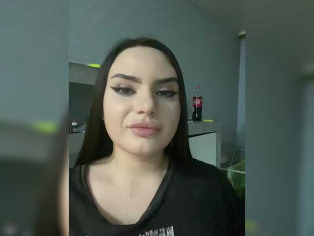 kariiicat's BongaCams show and profile