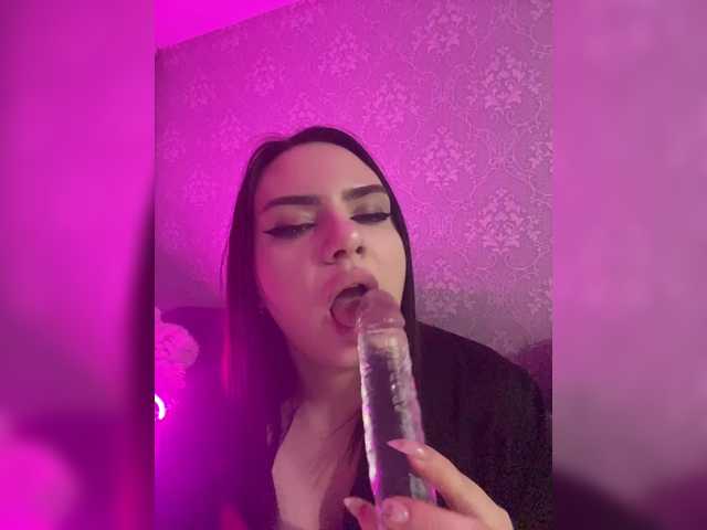 kariiicat's BongaCams show and profile