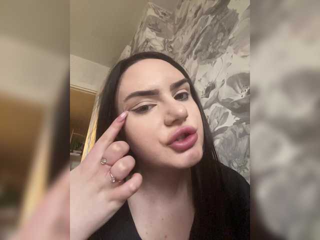 kariiicat's BongaCams show and profile