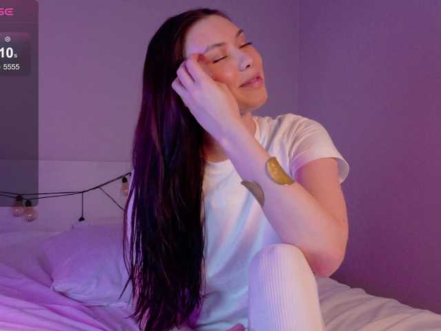 gwenonline's BongaCams show and profile