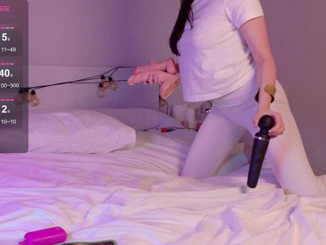 gwenonline's BongaCams show and profile