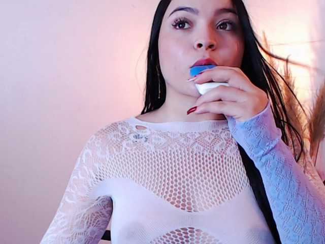 Bootyvero's BongaCams show and profile