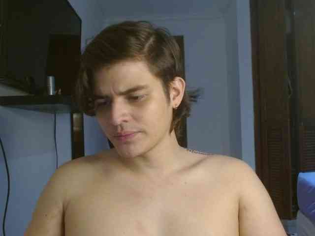 BadbunnyAA Live Webcam on BongaCams