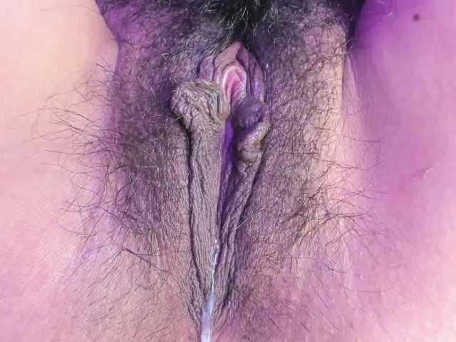 SwettStorm's BongaCams show and profile