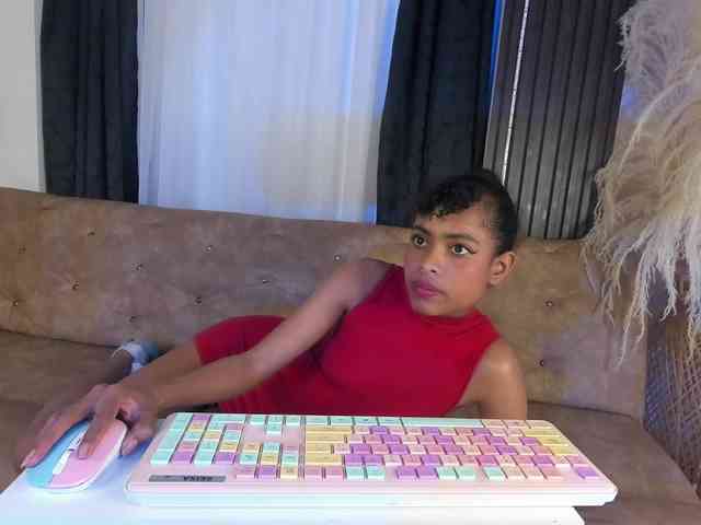 Alejamiller1703 webcam