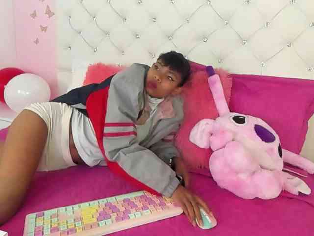 Alejamiller1703 webcam