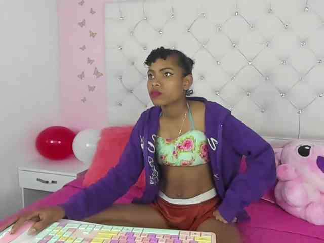 Alejamiller1703 webcam