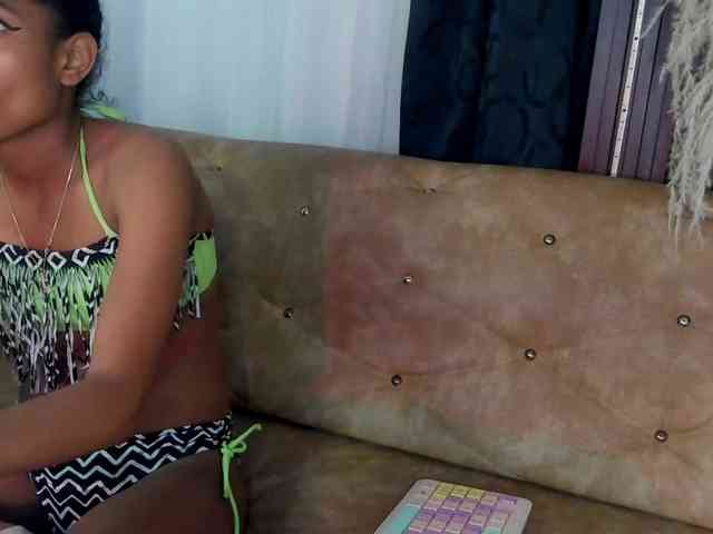 Alejamiller1703 webcam