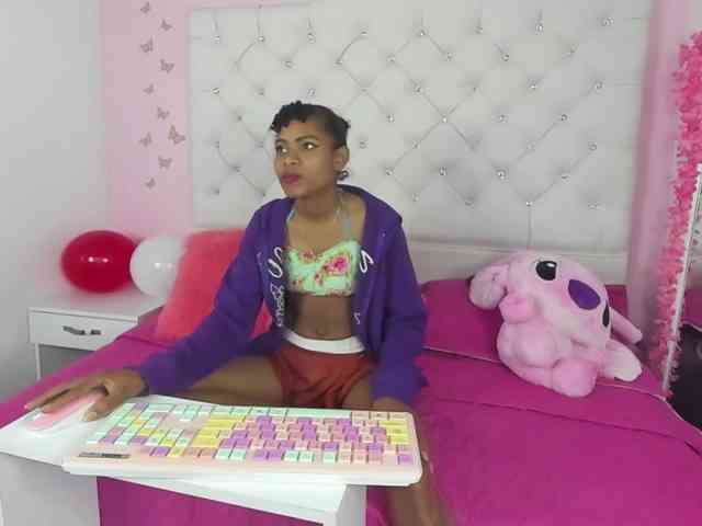 Alejamiller1703 webcam