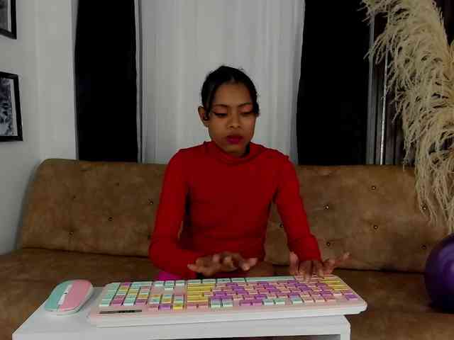 Alejamiller1703 webcam