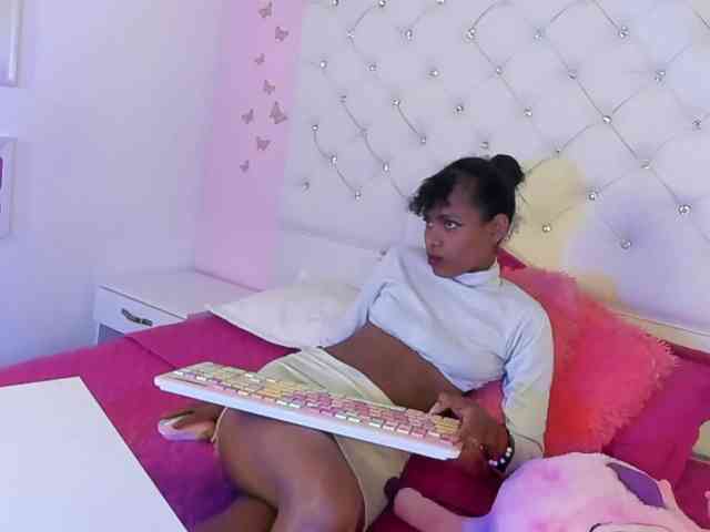 Alejamiller1703 webcam