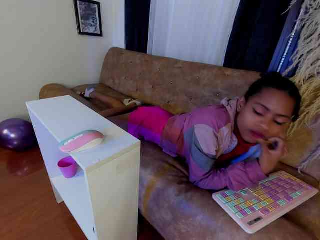 Alejamiller1703 webcam