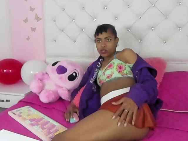 Alejamiller1703 webcam