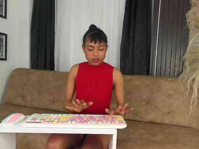 Alejamiller1703 webcam