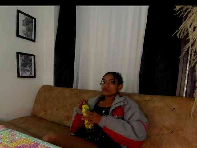 Alejamiller1703 webcam