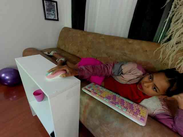 Alejamiller1703 webcam