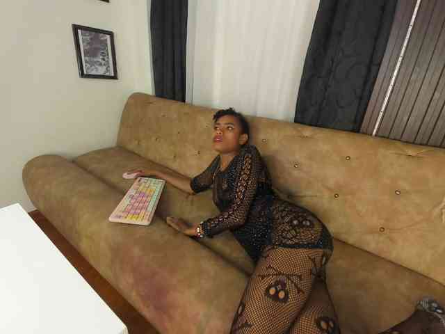 Alejamiller1703 webcam