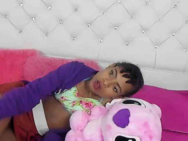 Alejamiller1703 webcam