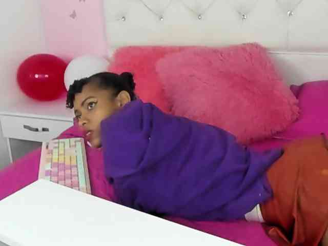 Alejamiller1703 webcam