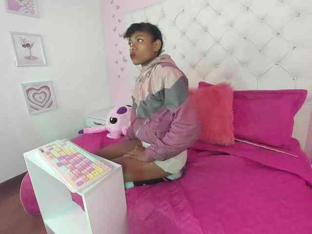 Alejamiller1703 webcam