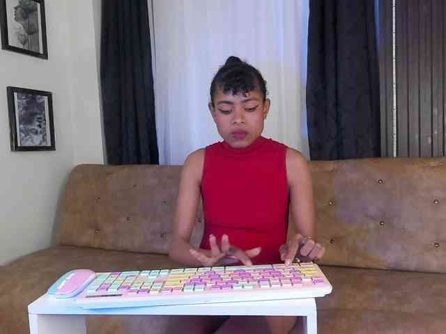 Alejamiller1703 webcam