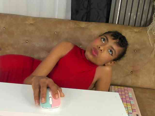 Alejamiller1703 webcam