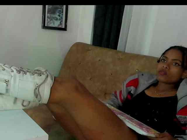 Alejamiller1703 webcam