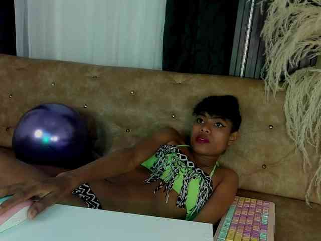 Alejamiller1703 webcam