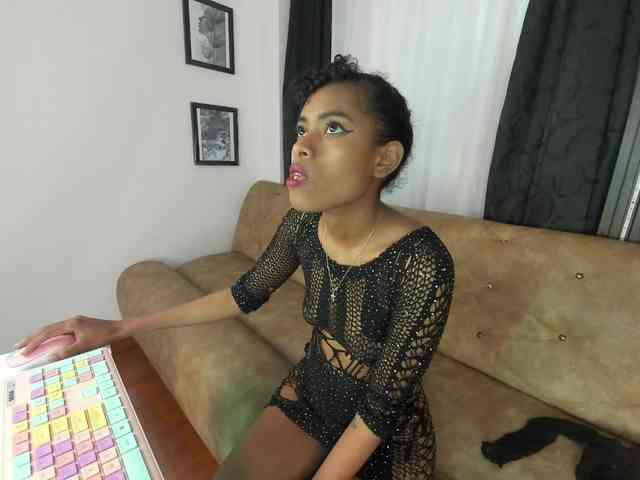 Alejamiller1703 webcam