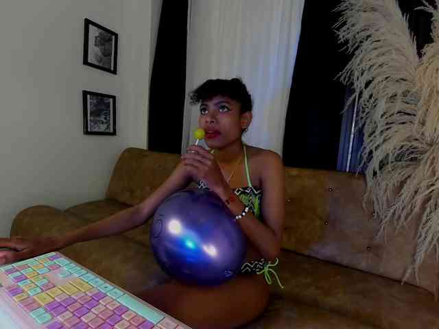Alejamiller1703 webcam