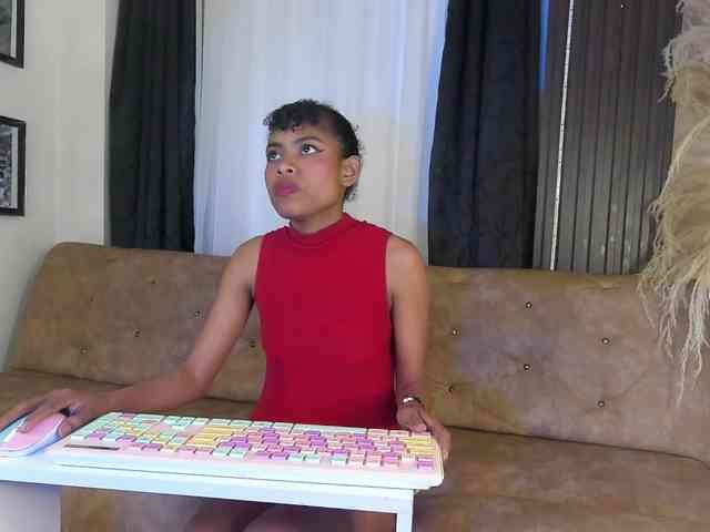 Alejamiller1703 webcam