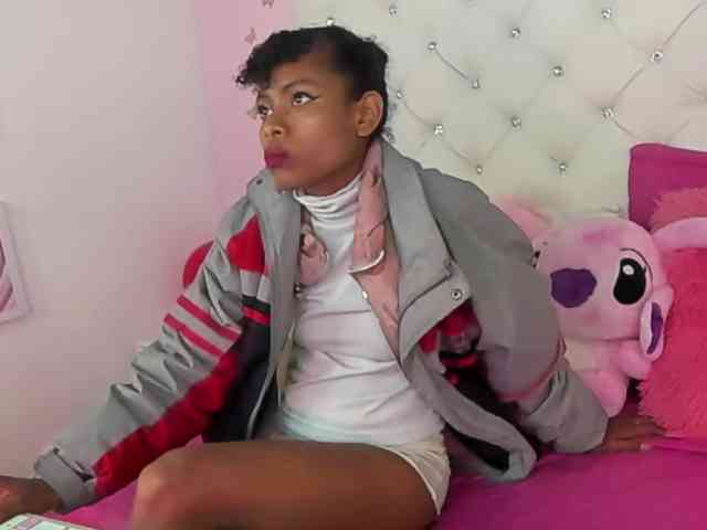 Alejamiller1703 webcam