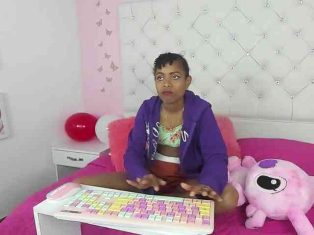 Alejamiller1703 webcam