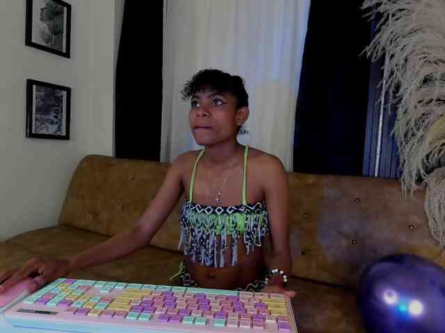 Alejamiller1703 webcam