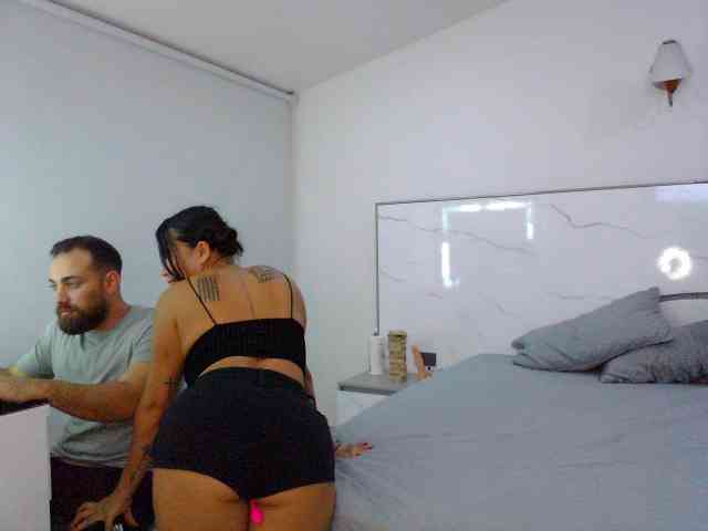 hotcouplexx11 webcam