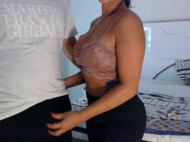 hotcouplexx11 webcam