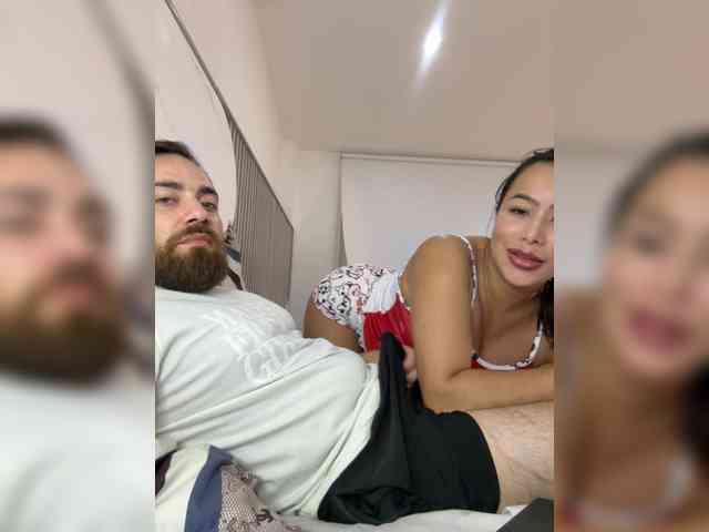 hotcoupelexx11 Live Webcam on BongaCams