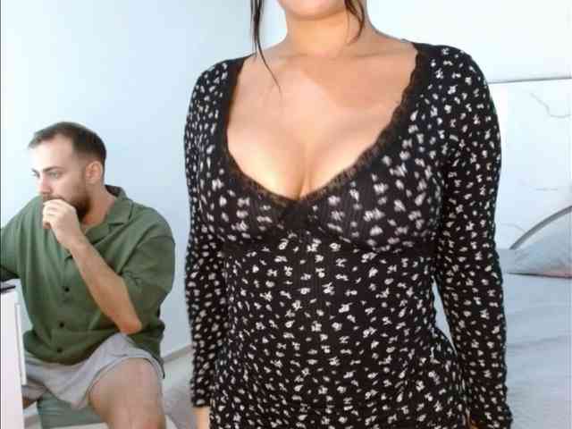 hotcouplexx11 webcam