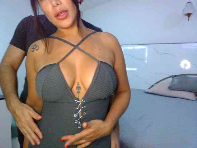 hotcouplexx11 webcam