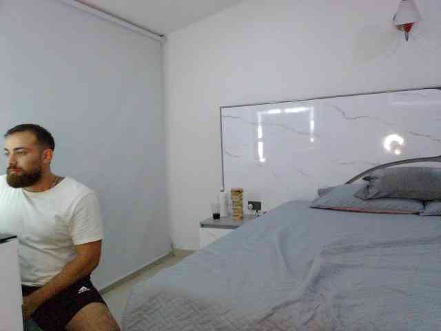 hotcouplexx11 webcam