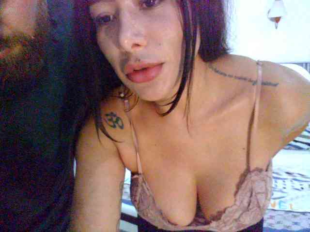 hotcouplexx11 webcam