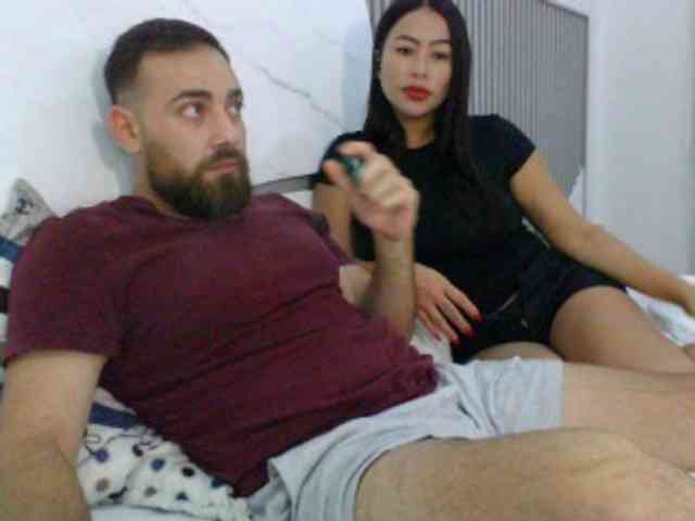 hotcouplexx11 webcam