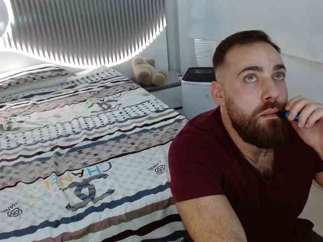 hotcouplexx11 webcam