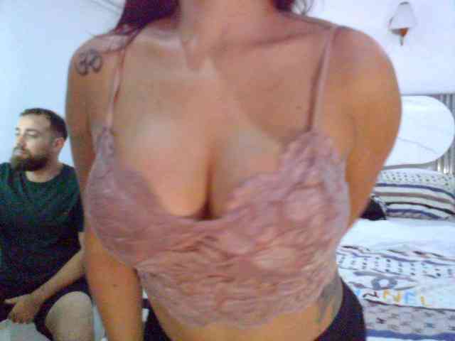 hotcouplexx11 webcam