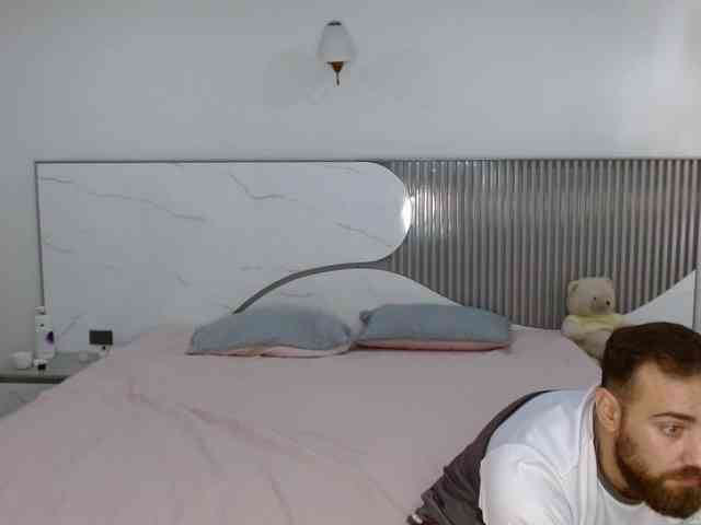 hotcouplexx11 webcam