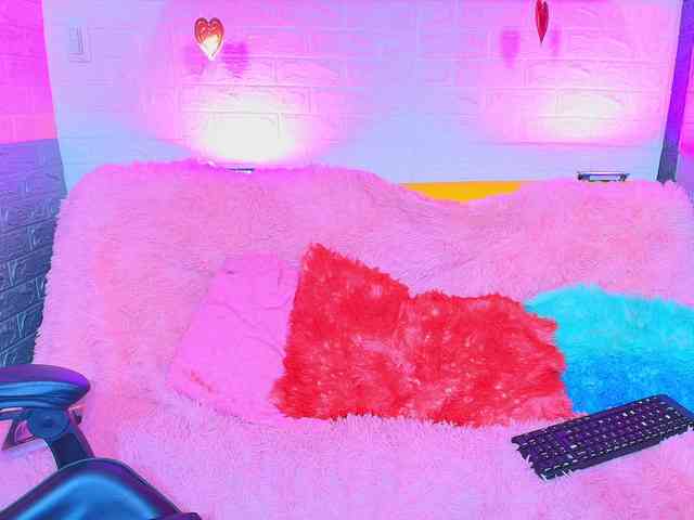 Hotcakes-uwu Live Webcam on BongaCams