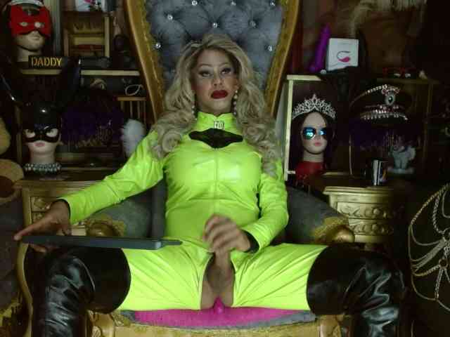 electracock Live Webcam on BongaCams