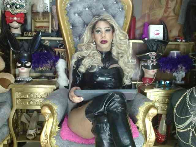 electracock Live Webcam on BongaCams