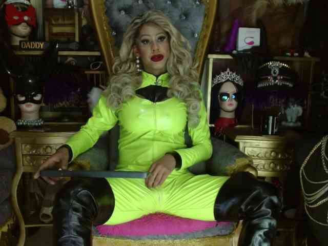 electracock Live Webcam on BongaCams